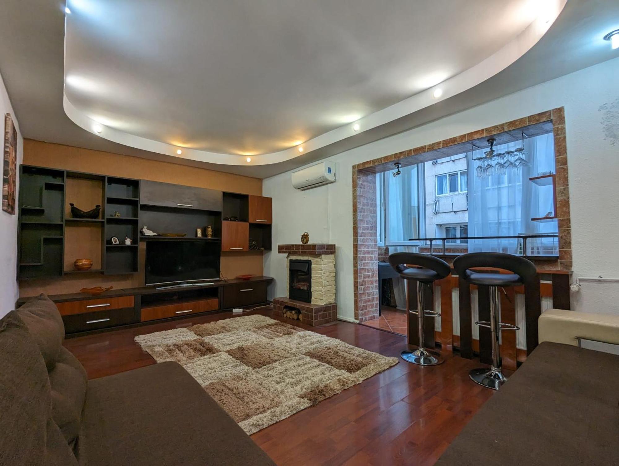 Modern Oasis With A Cozy Fireplace Your Stylish Apartment Minutes From Downtown Bucareste Exterior foto